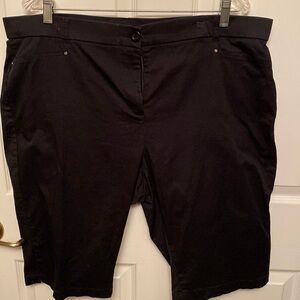 Briggs casual solid black stretch shorts plus size 18W